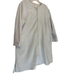 Collette by Miss Elaine Quilted Robe Blue‎ Embroidered Floral Snap Front Women